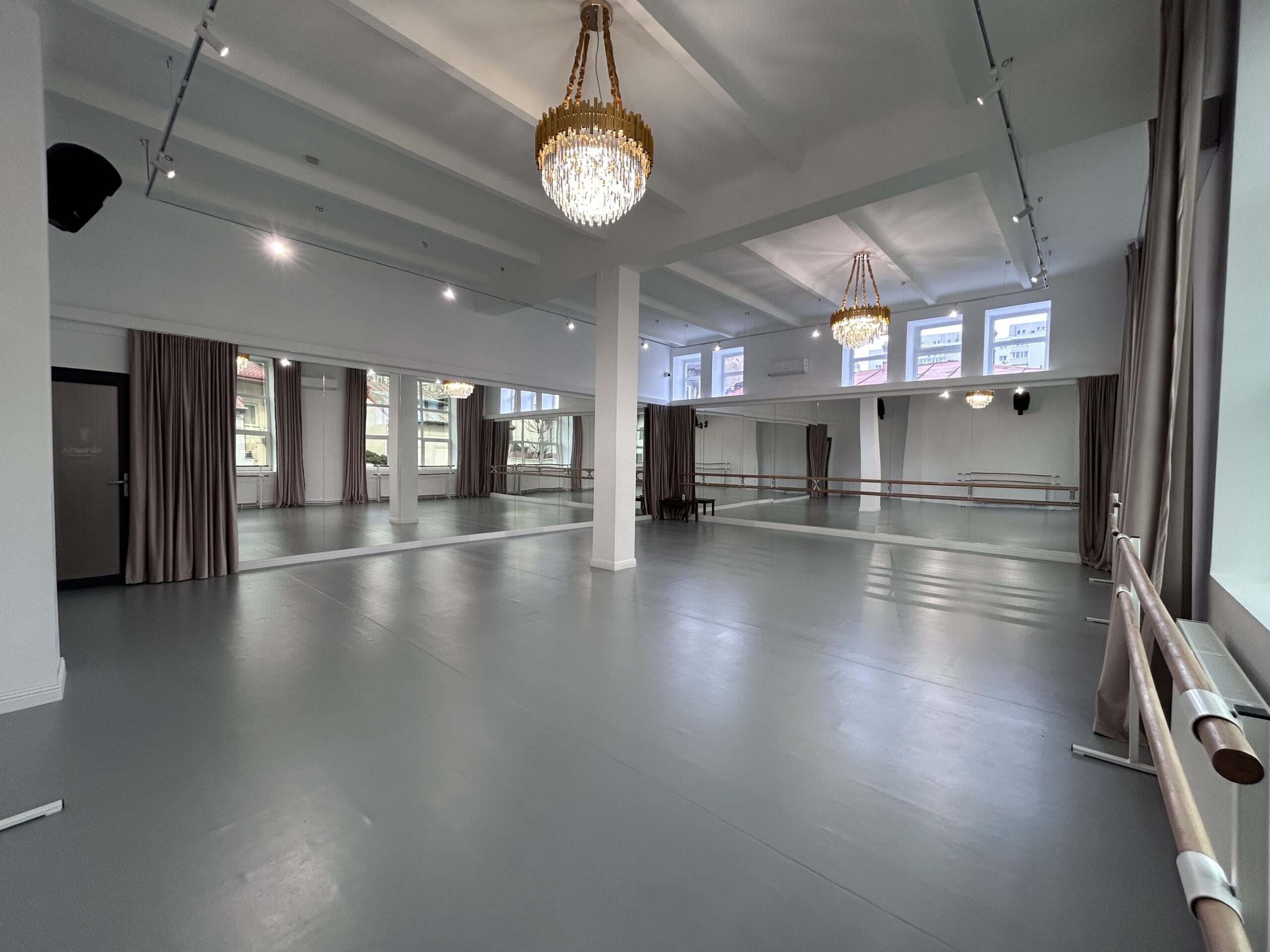 Sala balet Victoria Dance Academy București