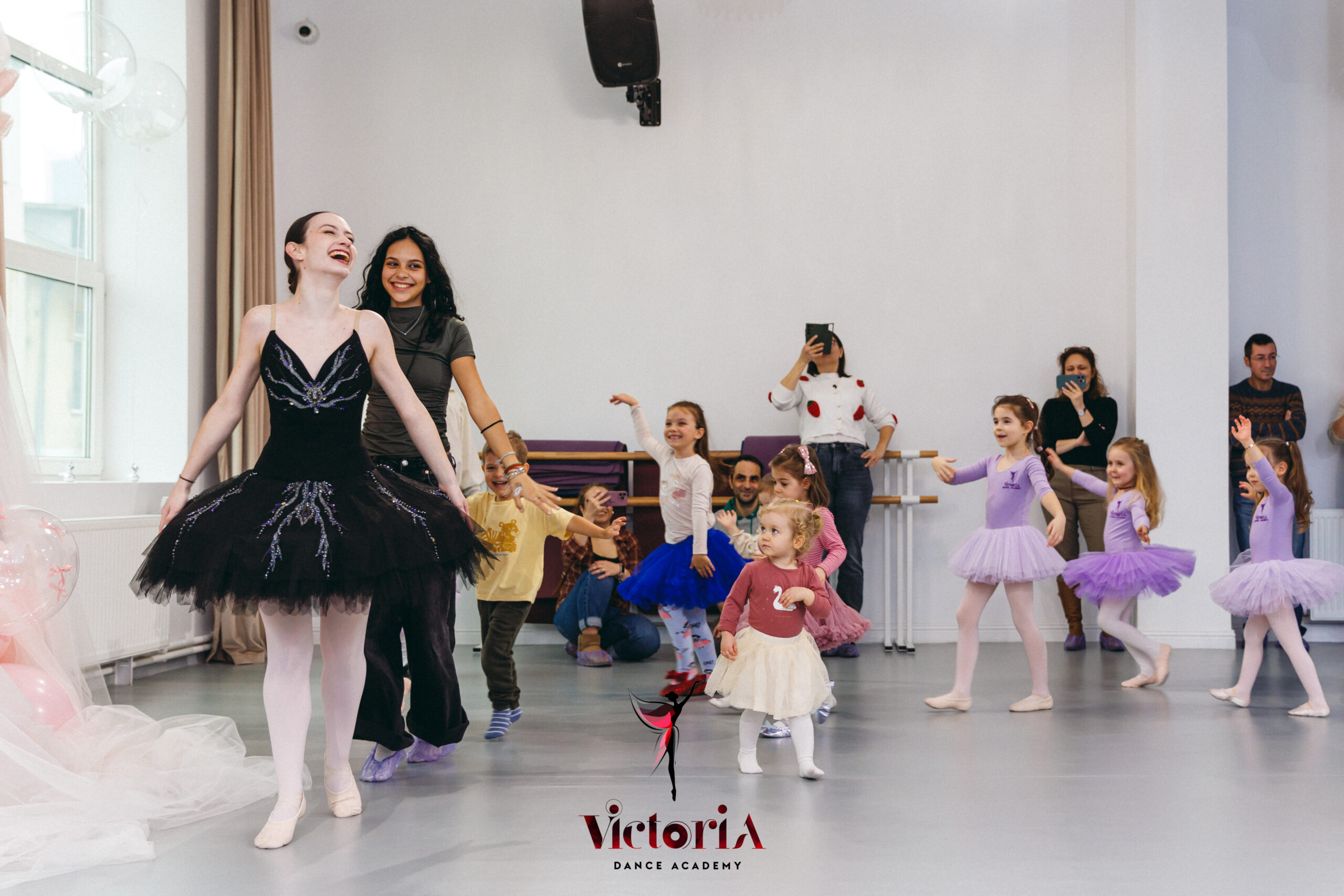 Dans aniversare copii sala balet București