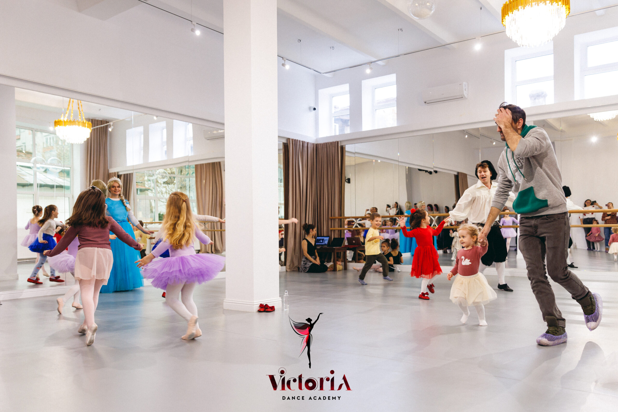 Dans balet aniversare fetițe București